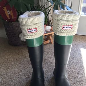 Hunter Cream Cable Knit Boot Socks